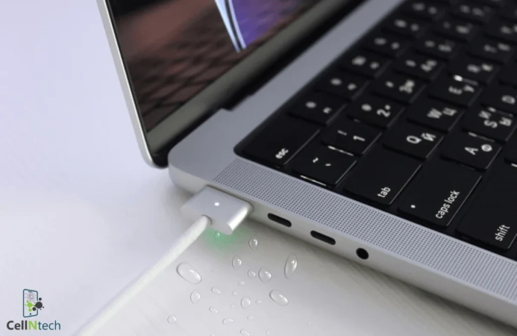 Remove Water in the MacBook Charging Port